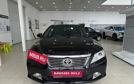 Toyota Camry, 2014 год, 1 899 900 рублей, 2 фотография
