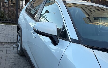 Toyota RAV4, 2021 год, 3 450 000 рублей, 3 фотография