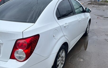 Chevrolet Aveo III, 2012 год, 500 000 рублей, 2 фотография