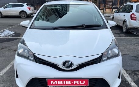 Toyota Vitz, 2016 год, 845 000 рублей, 1 фотография
