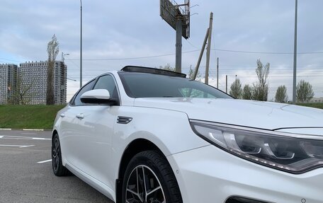 KIA Optima IV, 2019 год, 2 600 000 рублей, 10 фотография