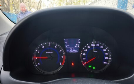 Hyundai Solaris II рестайлинг, 2012 год, 690 000 рублей, 9 фотография