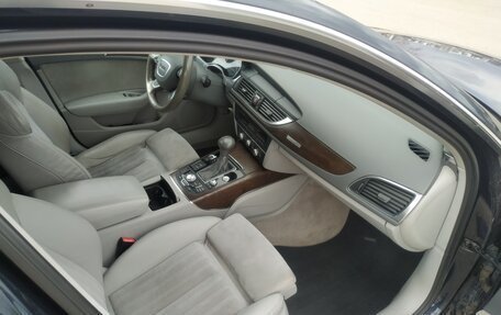 Audi A6, 2011 год, 1 900 000 рублей, 13 фотография