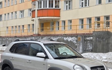 Hyundai Tucson III, 2006 год, 880 000 рублей, 2 фотография