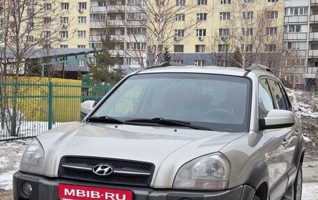 Hyundai Tucson III, 2006 год, 880 000 рублей, 3 фотография