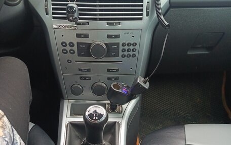 Opel Astra H, 2011 год, 650 000 рублей, 10 фотография