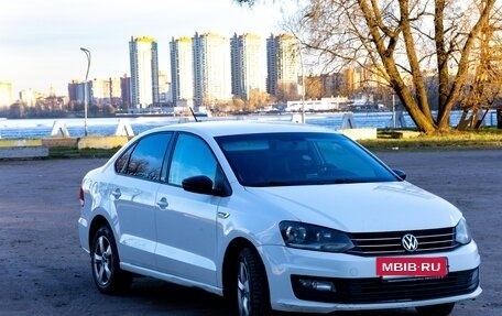Volkswagen Polo VI (EU Market), 2017 год, 860 000 рублей, 2 фотография