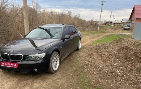 BMW 7 серия, 2005 год, 700 000 рублей, 1 фотография