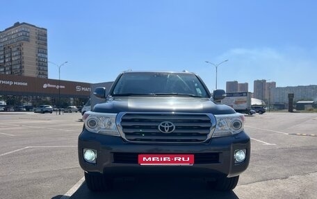 Toyota Land Cruiser 200, 2011 год, 3 200 000 рублей, 1 фотография