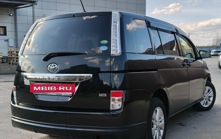 Toyota ISis I, 2014 год, 1 220 000 рублей, 6 фотография