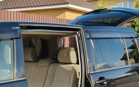 Toyota ISis I, 2014 год, 1 220 000 рублей, 16 фотография