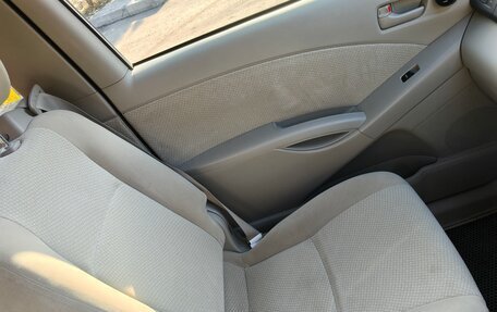 Toyota ISis I, 2014 год, 1 220 000 рублей, 21 фотография