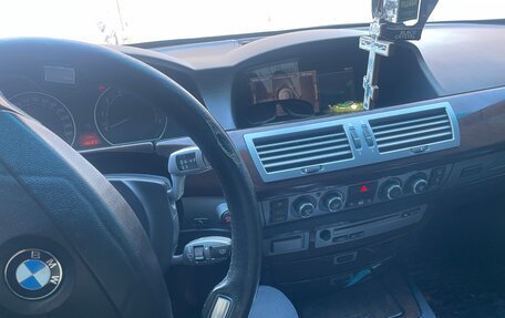 BMW 7 серия, 2005 год, 700 000 рублей, 7 фотография