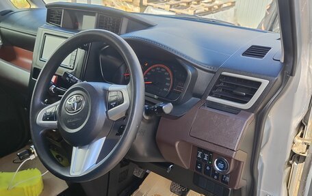 Toyota Tank I, 2017 год, 1 100 000 рублей, 10 фотография