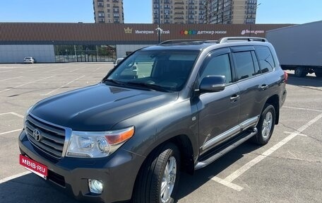 Toyota Land Cruiser 200, 2011 год, 3 200 000 рублей, 10 фотография