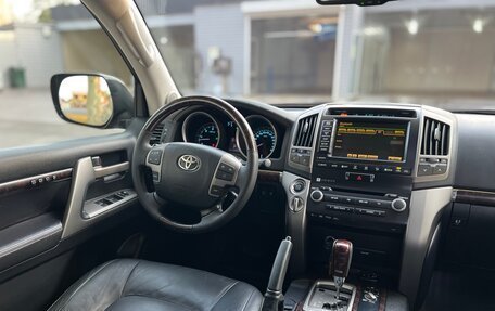 Toyota Land Cruiser 200, 2011 год, 3 200 000 рублей, 22 фотография