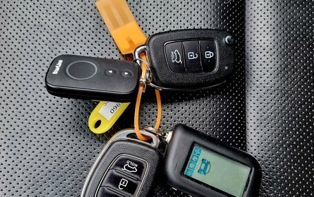 Hyundai Santa Fe III рестайлинг, 2017 год, 2 499 000 рублей, 21 фотография