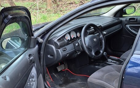 Dodge Stratus II, 2005 год, 350 000 рублей, 2 фотография