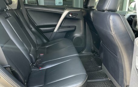 Toyota RAV4, 2013 год, 1 990 000 рублей, 11 фотография