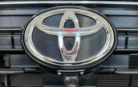 Toyota Yaris XP150 рестайлинг, 2023 год, 1 249 100 рублей, 22 фотография