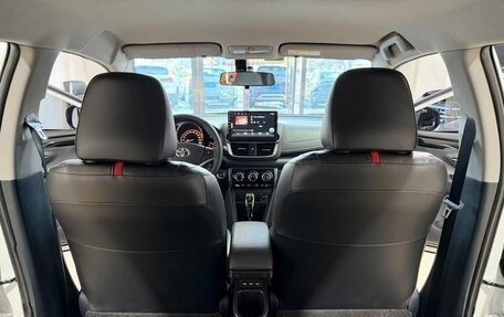 Toyota Yaris XP150 рестайлинг, 2023 год, 1 249 100 рублей, 20 фотография