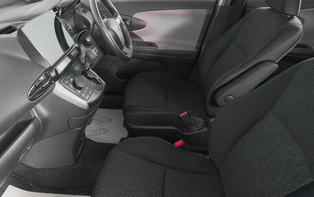 Toyota Wish II, 2009 год, 1 349 000 рублей, 7 фотография