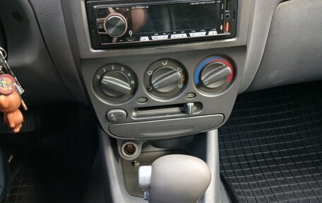 Hyundai Accent II, 2004 год, 350 000 рублей, 12 фотография