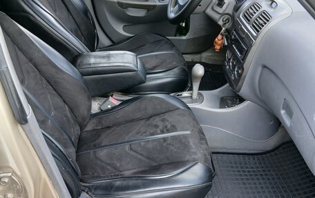 Hyundai Accent II, 2004 год, 350 000 рублей, 9 фотография