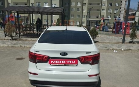 KIA Rio III рестайлинг, 2016 год, 650 000 рублей, 4 фотография