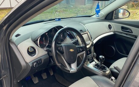 Chevrolet Cruze II, 2013 год, 675 000 рублей, 2 фотография