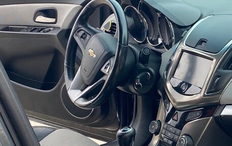 Chevrolet Cruze II, 2013 год, 675 000 рублей, 11 фотография