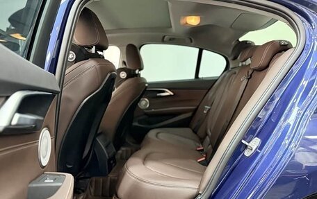 BMW 1 серия, 2021 год, 1 470 000 рублей, 11 фотография