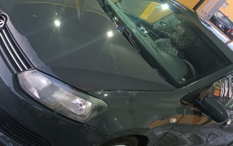 Volkswagen Polo VI (EU Market), 2013 год, 380 000 рублей, 1 фотография