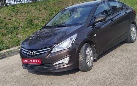Hyundai Solaris II рестайлинг, 2014 год, 1 029 000 рублей, 1 фотография