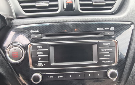 KIA Rio III рестайлинг, 2015 год, 950 000 рублей, 18 фотография