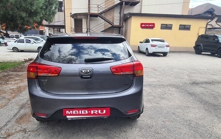 KIA Rio III рестайлинг, 2015 год, 950 000 рублей, 4 фотография