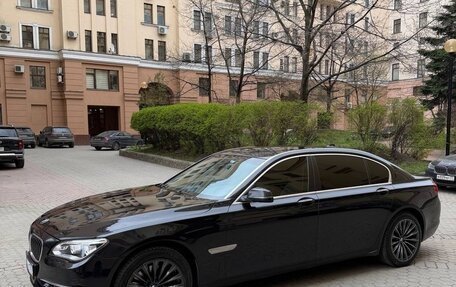 BMW 7 серия, 2013 год, 1 950 000 рублей, 10 фотография