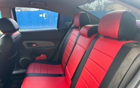 Chevrolet Cruze II, 2010 год, 450 000 рублей, 6 фотография