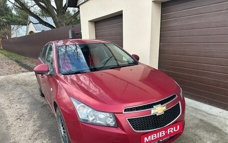 Chevrolet Cruze II, 2010 год, 450 000 рублей, 11 фотография