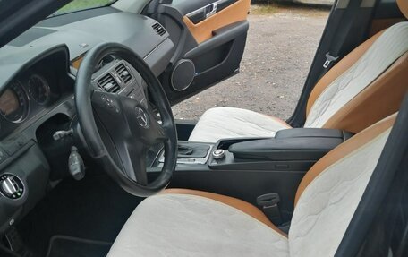 Mercedes-Benz C-Класс, 2008 год, 550 000 рублей, 2 фотография