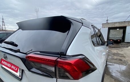 Toyota RAV4, 2021 год, 3 650 000 рублей, 17 фотография