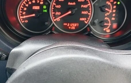 Mitsubishi Colt VI рестайлинг, 2004 год, 600 000 рублей, 3 фотография