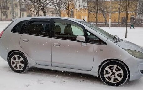 Mitsubishi Colt VI рестайлинг, 2004 год, 600 000 рублей, 11 фотография