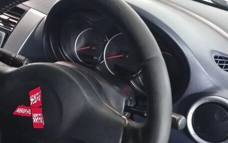 Mitsubishi Colt VI рестайлинг, 2004 год, 600 000 рублей, 19 фотография