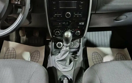 Nissan Terrano III, 2017 год, 1 599 000 рублей, 13 фотография