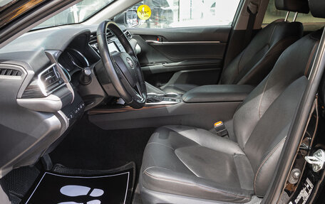 Toyota Camry, 2018 год, 2 398 000 рублей, 12 фотография
