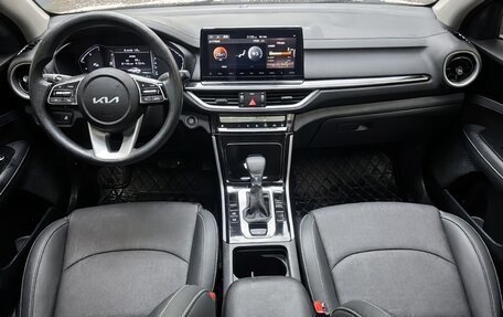 KIA K3, 2022 год, 1 737 624 рублей, 13 фотография