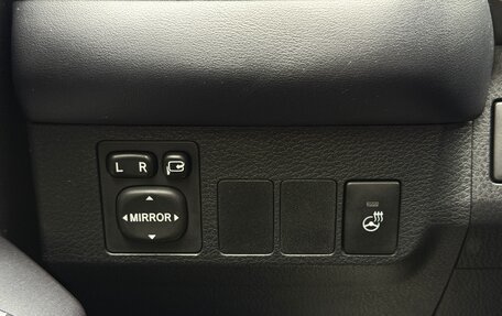 Toyota RAV4, 2017 год, 2 700 000 рублей, 23 фотография