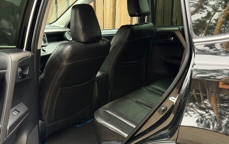 Toyota RAV4, 2017 год, 2 700 000 рублей, 34 фотография