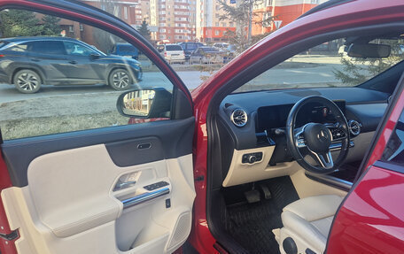 Mercedes-Benz GLA, 2020 год, 3 999 999 рублей, 15 фотография